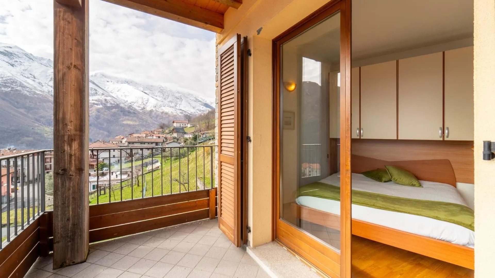 Willow Apartment With Lakeview By Wonderful Italy Gravedona 0*,