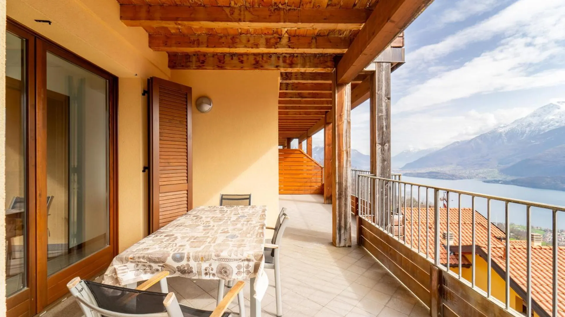 Willow Apartment With Lakeview By Wonderful Italy Gravedona